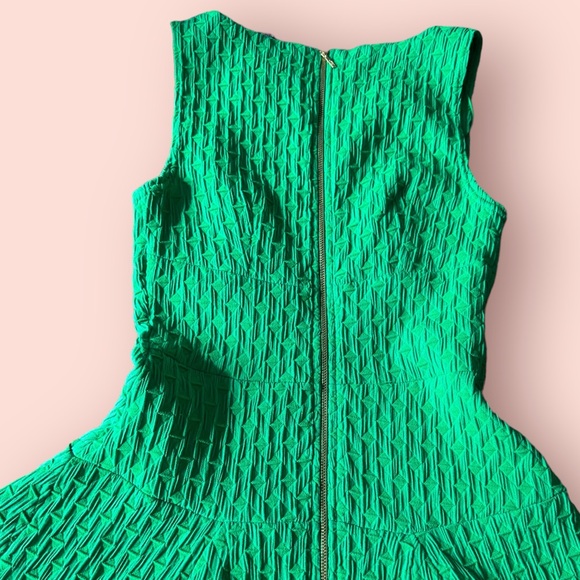 NWT Women’s Closet Designed And Made In London Green Fit And Flare Tank Dress - Picture 8 of 14